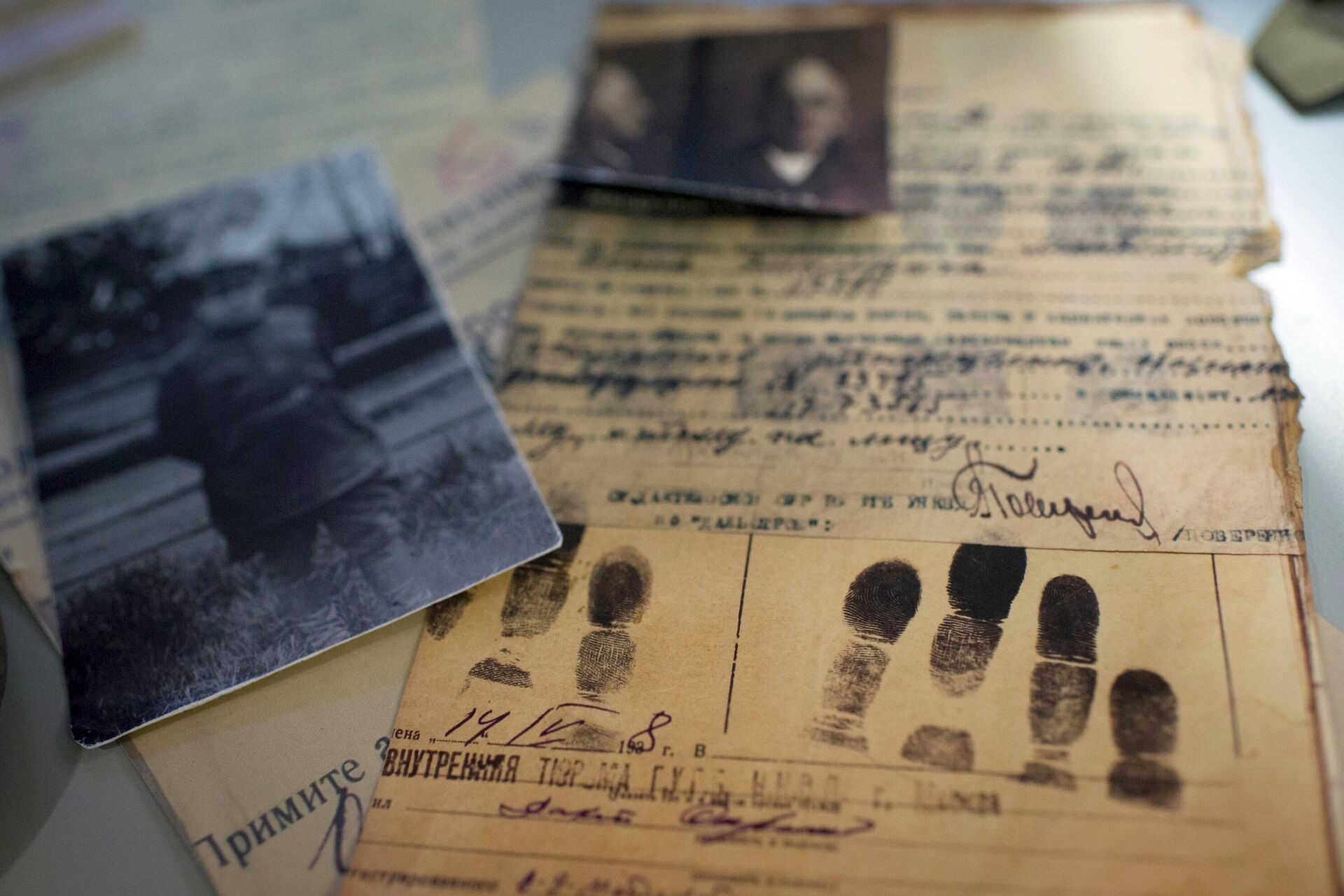 «Поклонитесь родным могилам…» «Поклонитесь родным могилам…»