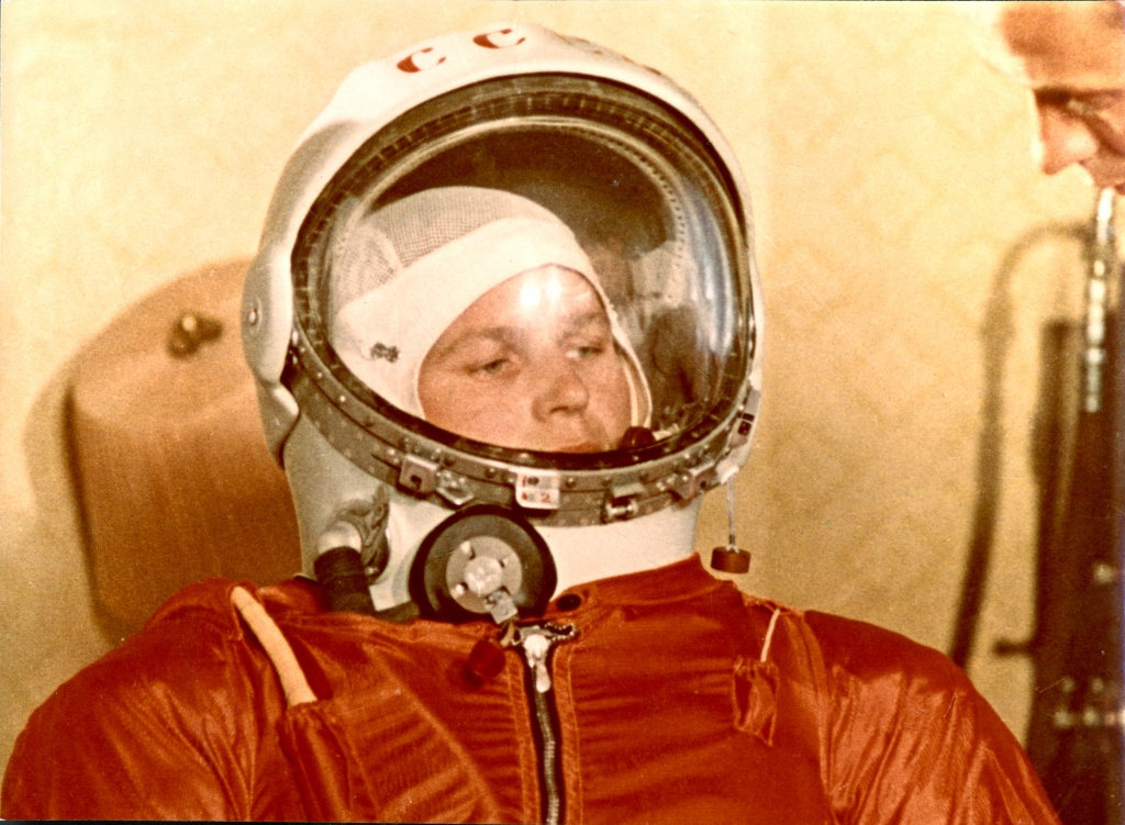 T-18.jpg T-18.jpg