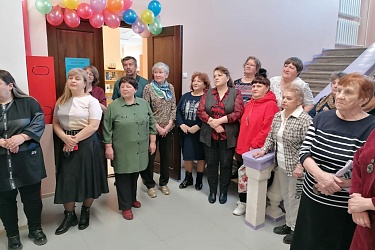 Открытие библиотеки семейного чтения в п.Калья